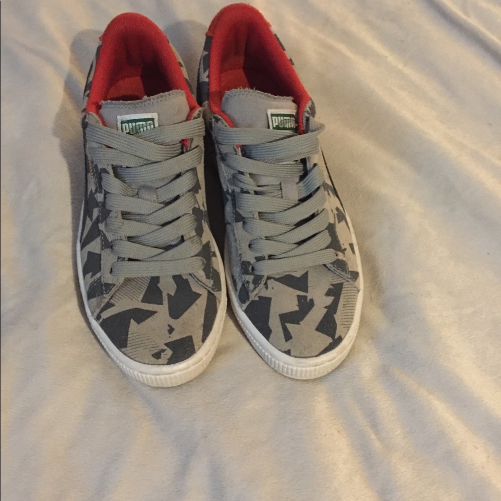 Puma sneakers